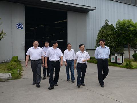 国度认监委辅导一行到不朽情缘母线调研