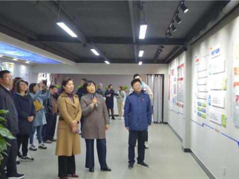 市人大辅导来不朽情缘集团视察“职工之家”建设情况