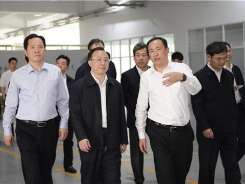 江苏省省长吴政隆莅临不朽情缘集团走访调研